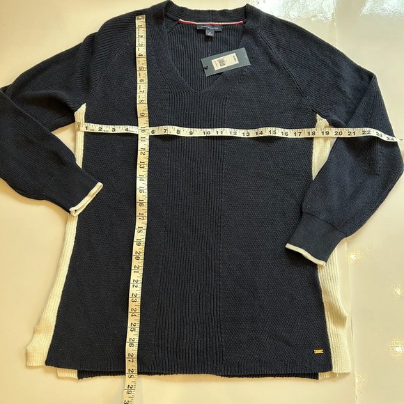 Tommy Hilfiger Sweater (NWT) - Picture 6 of 7